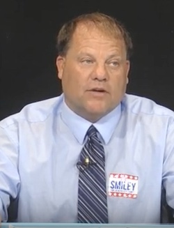 Steve Smiley at the KMVT studio forum.